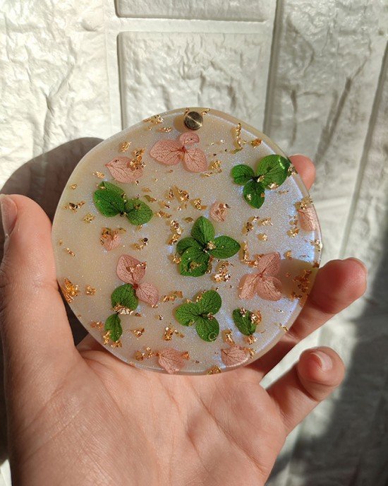 Χειροποίητο καθρεφτάκι -FLORALIA- Υγρό γυαλί