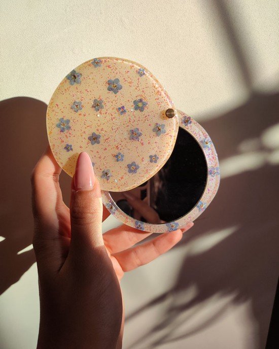 Χειροποίητο καθρεφτάκι -SIRELYA- Υγρό γυαλί