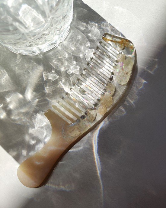 Χειροποίητη Χτένα -ETHEREAL-  από υγρό γυαλί