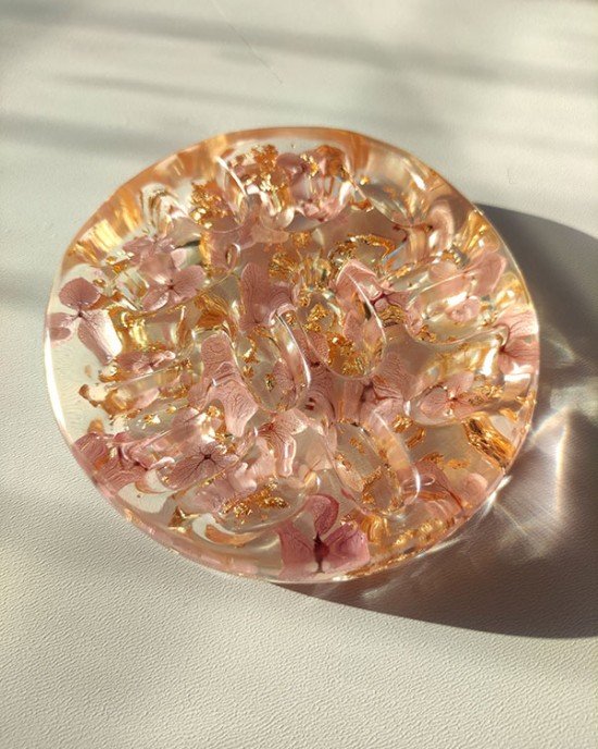 Χειροποίητος Δίσκος δαχτυλιδιών -EVELORA- υγρό γυαλί, λουλούδια