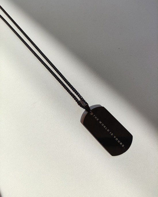 Κολιέ -THE WORLD IS YOURS BLACK-