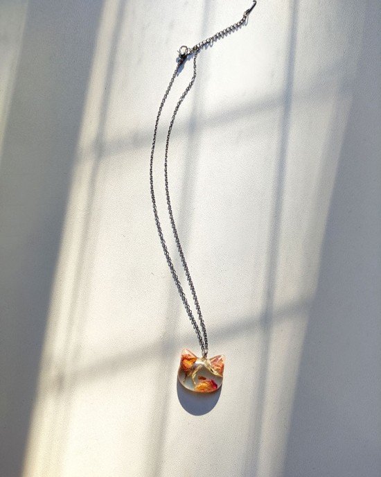 Χειροποίητο κολιέ -FLOWER CAT- 