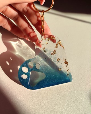 Handmade keychain heart - BLUE & GOLD - resin
