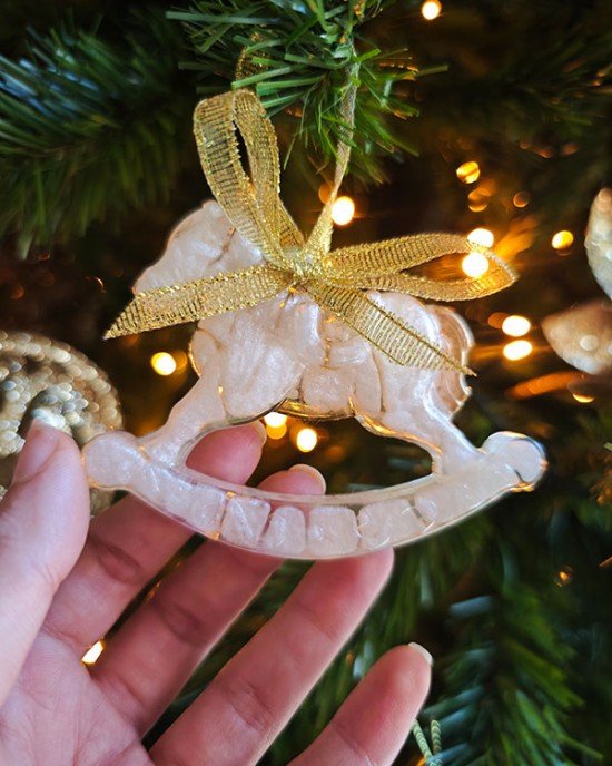 Χριστουγεννιάτικο στολίδι - Αλογάκι - Ρητίνη