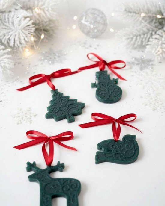 Σετ 4 στολίδια - ΠΡΑΣΙΝΟ ΧΡΩΜΑ- Υγρό γυαλί (2)